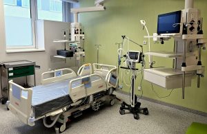 Intensīvās terapijas palāta